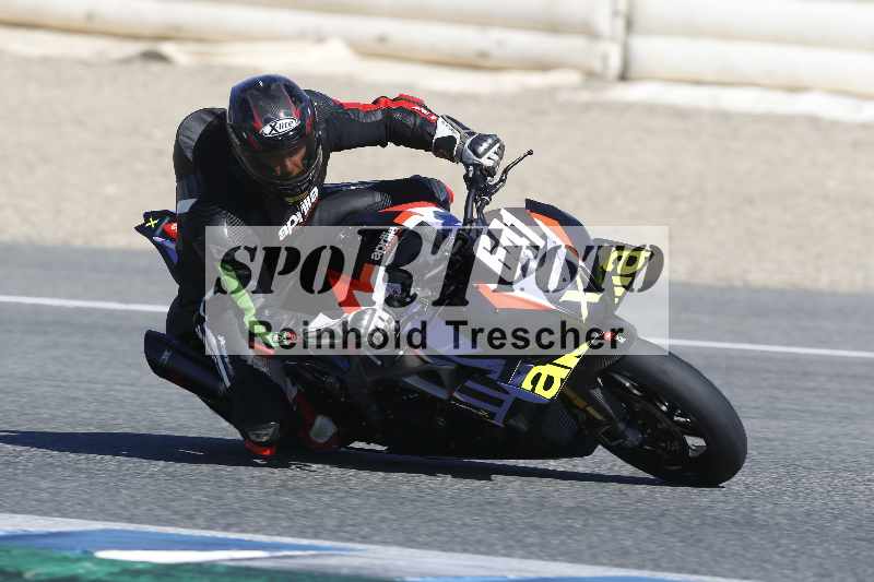 /Archiv-2024/02 29.01.-02.02.2024 Moto Center Thun Jerez/Gruppe gruen-green/641